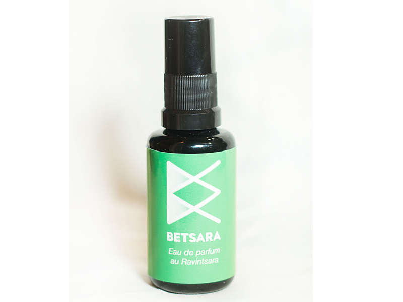 photo parfum pour site parfum le protecteur au ravintsara de betsara